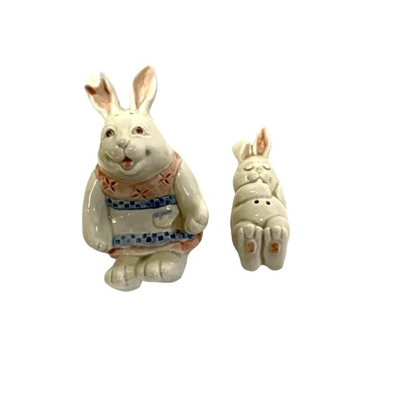 Vintage FITZ & FLOYD Salt & Pepper Shakers Bunny Mother and Baby Set Japan Made - Picture 1 of 15